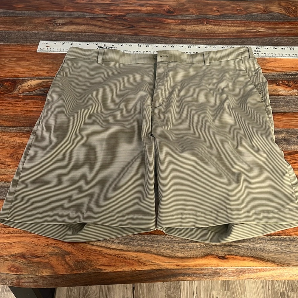 Men’s Nike Golf Shorts green 42